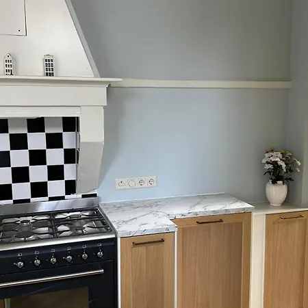 Westerstraat, Cozy Beachside Getaway With Sauna, Outside Area And Parking Spot Villa
