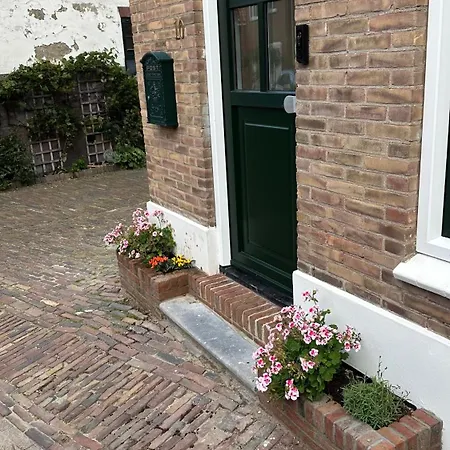Westerstraat, Cozy Beachside Getaway With Sauna, Outside Area And Parking Spot